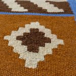نمای نزدیک گلیم ایرانی سنتی 3