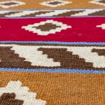 نمای نزدیک 3 گلیم ایرانی سنتی 3